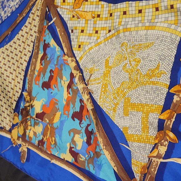 Hermes scarf - Picture 8 of 10